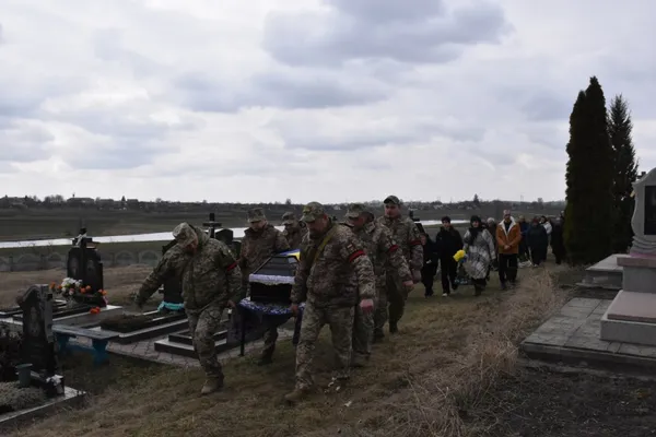 На Волині попрощалися із загиблим воїном Михайлом Шевчуком (фото)