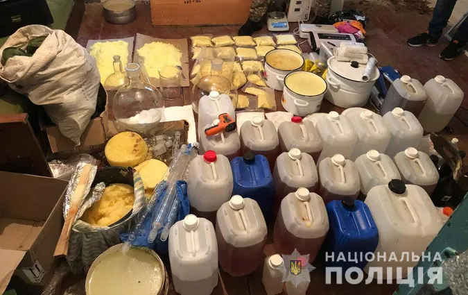 На Горохівщині злочинці заробляли мільйони на прекурсорах (фото, відео)