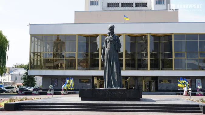 Вишиванки, сонце, діти: як Луцьк зустрів 33-ю річницю незалежності (фото)