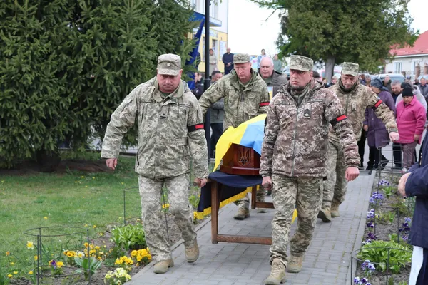На Волині попрощалися із загиблим Героєм Миколою Гундеричем (фото)