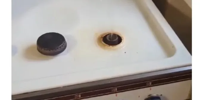 У Луцьку в чоловіка із газової плити йшов не вогонь, а вода (відео)