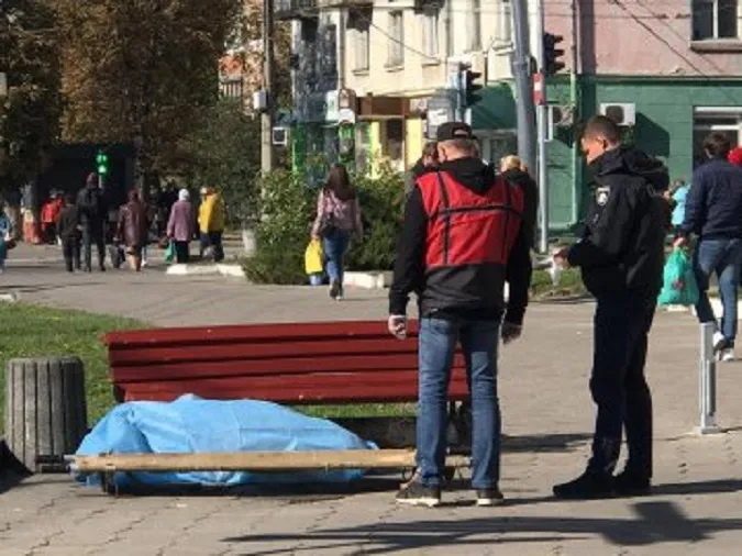 У центрі Луцька виявили труп 66-річного чоловіка