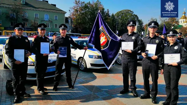 Волинські патрульні отримали нагороди, а управління – нові автівки (фото)