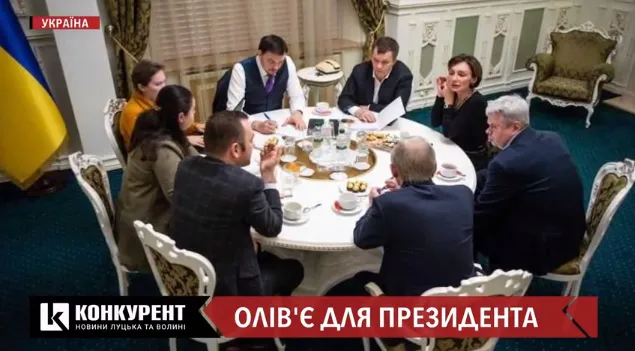 Незрозуміла економіка і салат «Олів’є»: у мережу «злили»: записи нібито з наради прем’єра