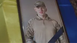 Загинув на рідній Херсонщині: у Володимирі попрощалися з молодим воїном Віталієм Піщанським (фото)