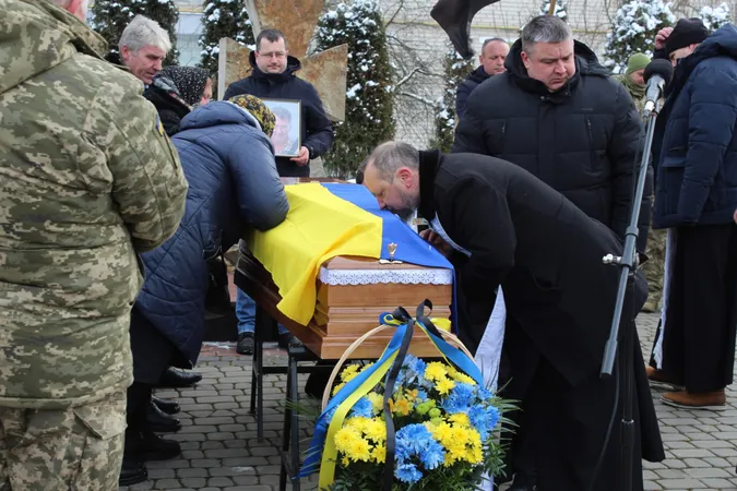 На Волині попрощалися із воїном Володимиром Лавренюком, який загинув від ворожого дрона