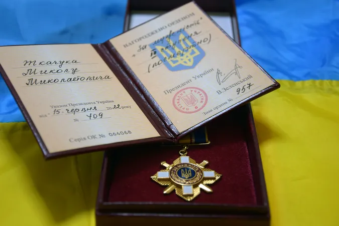 Дружині загиблого прикордонника з Волині вручили орден «За мужність» (фото)