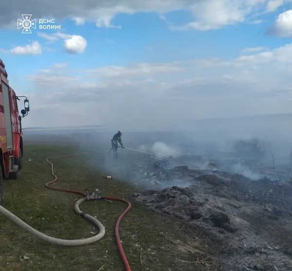 На Волині рятувальники за добу загасили 4 пожежі (фото)
