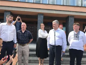«Рішуче рухатись вперед», або Про що говорив на Волині Петро Порошенко