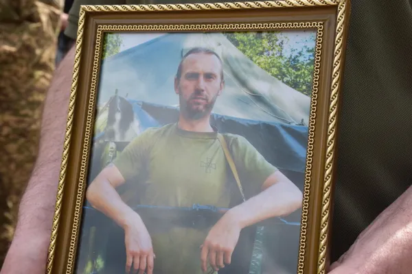 У Луцьку попрощались із Героями Андрієм Кравчуком та Романом Смалем (фото)
