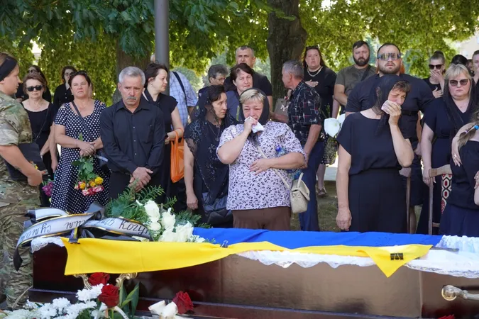 В Ужгороді попрощалися із волинянином Сергієм Гвоздецьким (фото)