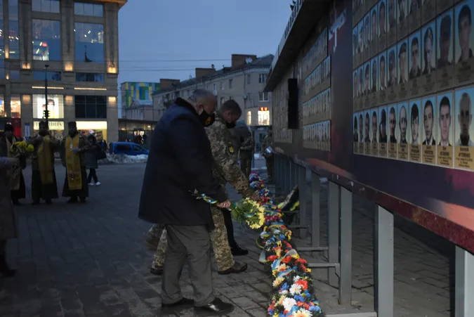 У Луцьку вшанували пам’ять військових, які загинули в зоні АТО/ООС