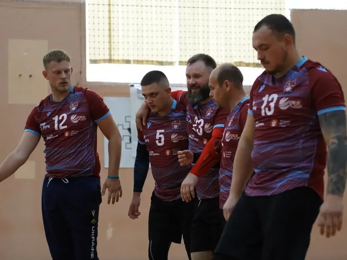 Луцькі ветерани вибороли друге місце на чемпіонаті України з волейболу сидячи (фото)