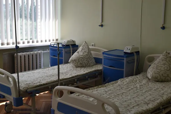 Неврологічне та пульмонологічне: у Луцькій міській лікарні відремонтували два відділення (фото)