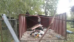 У Луцьку "знесли" незаконні гаражі (фото)