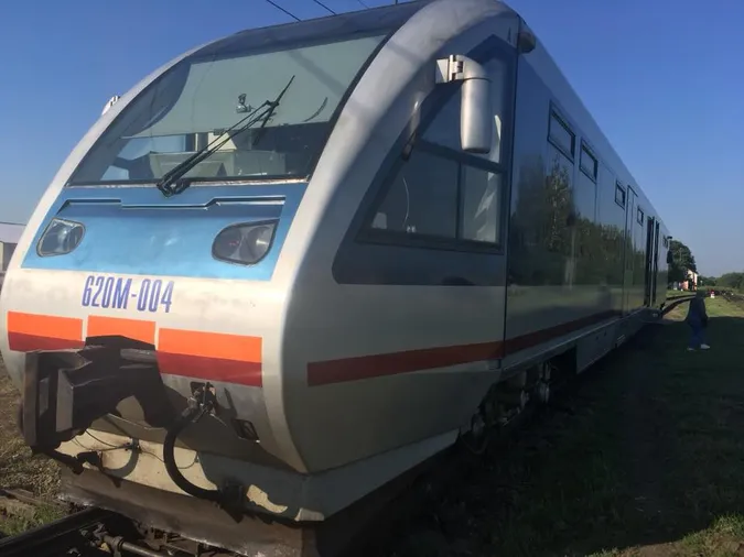 Рейковий автобус «Ківерці-Львів» знову зламався (фото) 