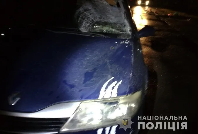 У Луцьку легковик збив на дорозі 43-річного пішохода (фото, відео)