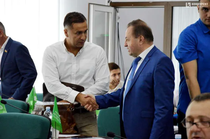 Волиньрада подарує Пустовіту годинник