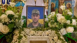 Загинув понад два роки тому: Волинь попрощалася із захисником Миколою Андрощуком (фото)