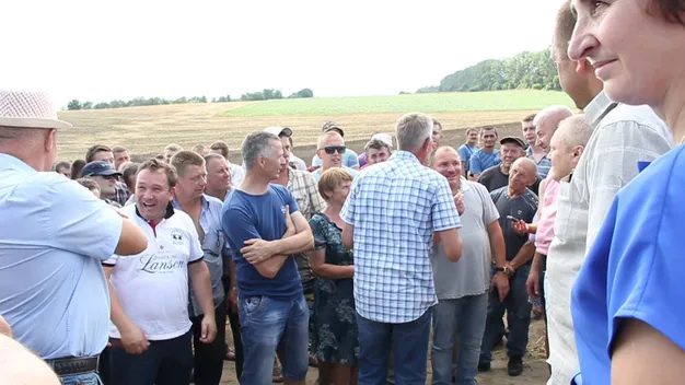 Землі волинського агрохолдингу захоплюють рейдери? (фото, відео)