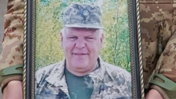 У Володимирі попрощалися із захисником Петром Бондарєвим, який майже рік вважався зниклим безвісти (фото)