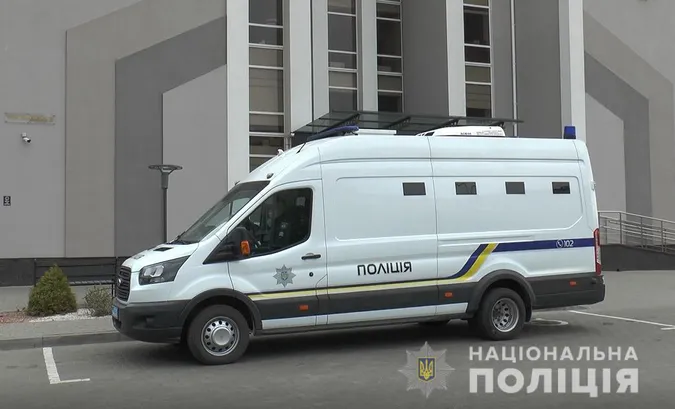 Банду, яка на Волині обікрала службу доставки на три мільйони, взяли під варту (фото)