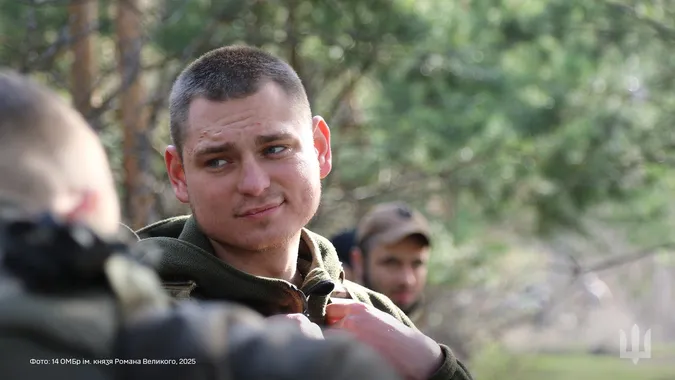 Обличчя війни: показали щирі фото воїнів волинської бригади