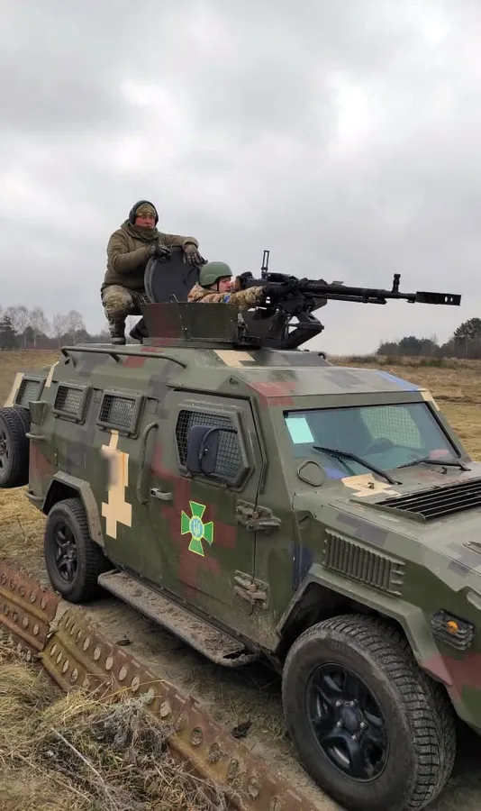 Десятки літрів крові заради життя: історія почесного донора та прикордонника з Луцька Олега Франчука