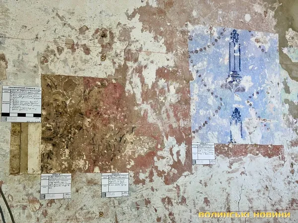 У Луцьку в будинку Прайзлерів відшукали унікальні знахідки (фото)