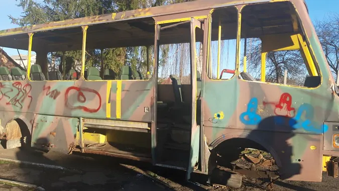 У Ківерцях музейний експонат розмалювали чоловічими статевими органами (фото)