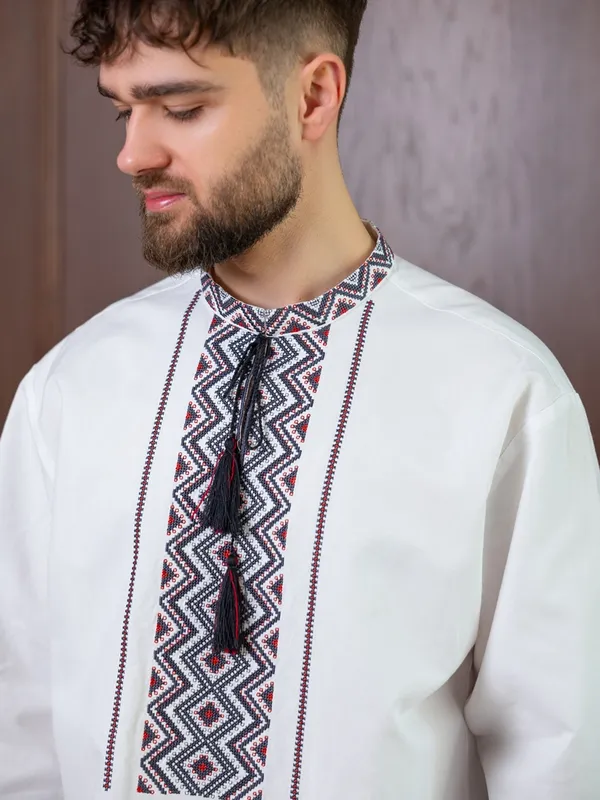 Луцький бренд створив конопляну колекцію етноодягу з поліськими мотивами