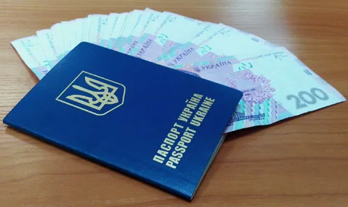 На «Ягодині» митнику намагалися дати хабар