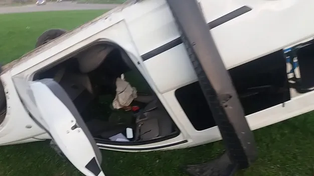 «П'яна» ДТП в Луцьку: на швидкості перевернулося авто (відео)