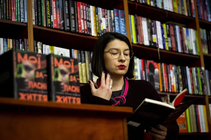 У Луцьку презентували книгу, яку можна дописувати (фото)