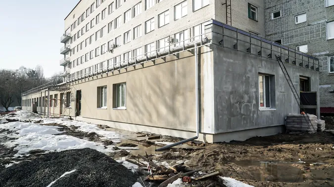 Показали, як змінюється приймальне відділення Луцької міської клінічної лікарні (фото)