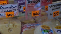 Такого ви ще не бачили: різдвяні ціни на ринку в Луцьку (відео)