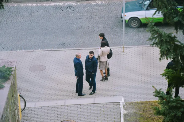 «Народний контроль» вирішив подихати свіжим повітрям, поки відбувалося голосування