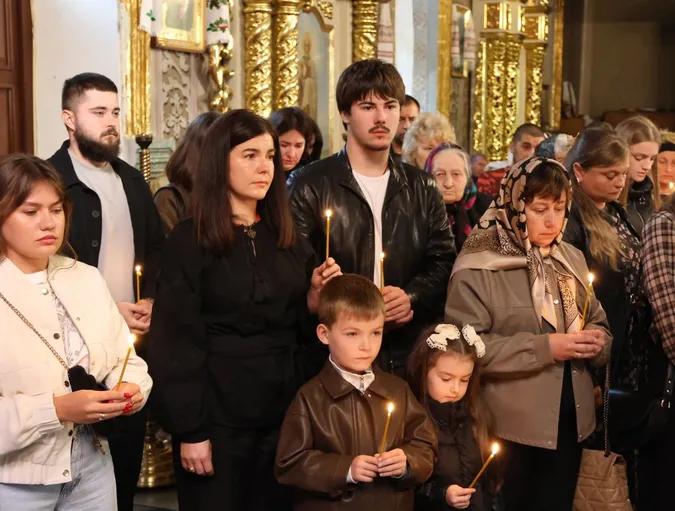 На Волині родинам полеглих прикордонників вручили державні нагороди (фото)
