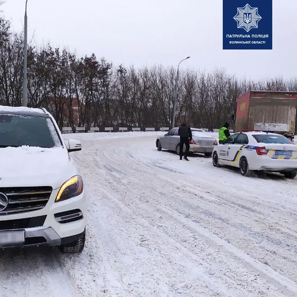 День ДТП: на Волині через снігопад – «епідемія» аварій (фото)