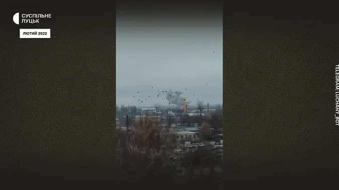 «Ніхто не знав, що нас по дорозі зустріне ракета», – рятувальники про перший обстріл Луцького аеродрому