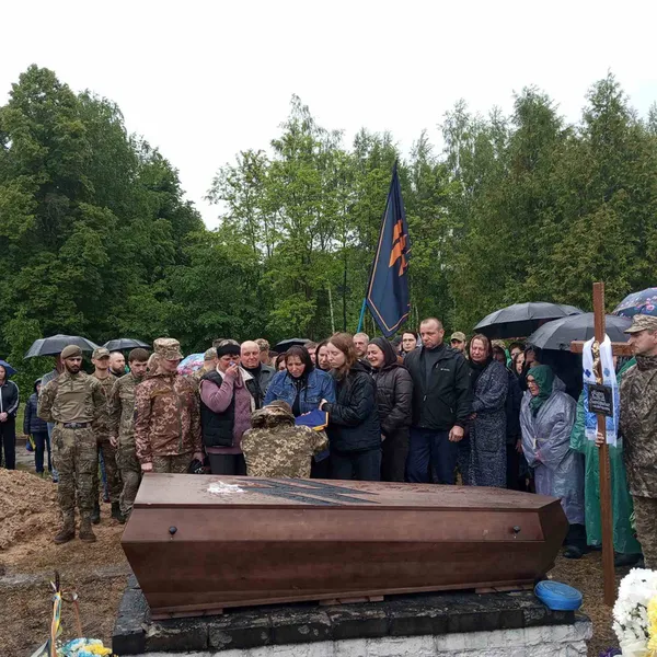 На Волині попрощалися із загиблим воїном Андрієм Морозом (фото)