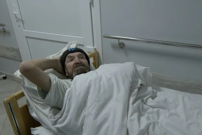 В лікарні у Луцьку лікують двох чоловіків з обмороженнями (відео)