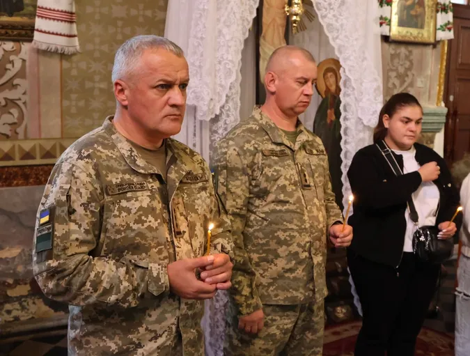 На Волині родинам полеглих прикордонників вручили державні нагороди (фото)