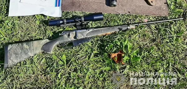 У Горохові в чоловіка знайшли гвинтівку з глушником та набої (фото)