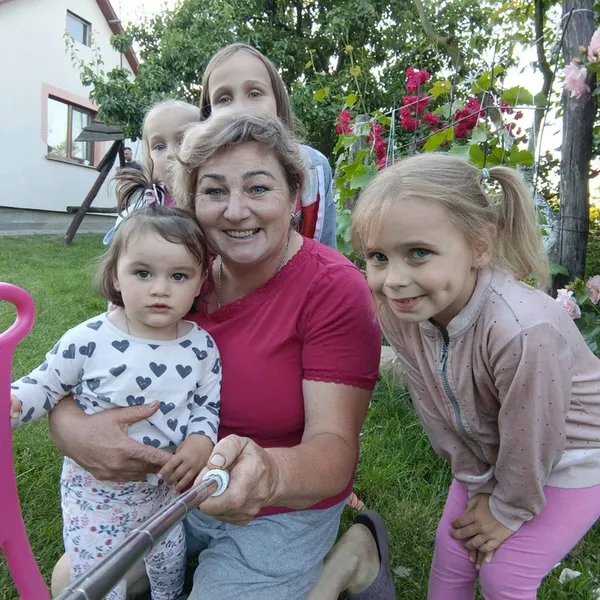Як волинянка розводить 400-кілограмових свиней і збирає тисячі переглядів у TikTok (фото)
