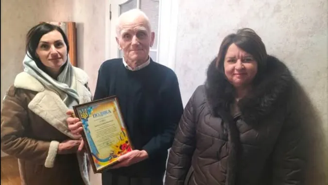 Пройшов шлях від інженера до голови колгоспу: на Волині довгожитель відзначив 90-річчя