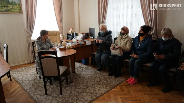 Боротьба за початкову школу: батьки із Кульчина зустрілися з Зіновією Лещенко (відео)