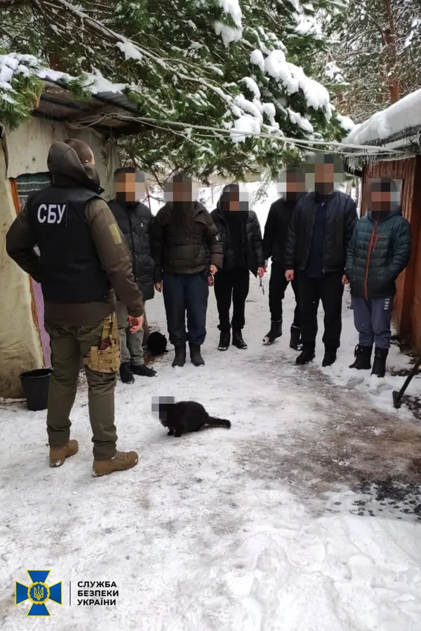В монастирі на Волині СБУ знайшла молитви за росію та «підручники», в яких вихваляють кремлівський режим (фото, відео)