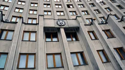 Волинську ОДА заполонили активісти: Гунчик телефонує в Київ (фото, відео)