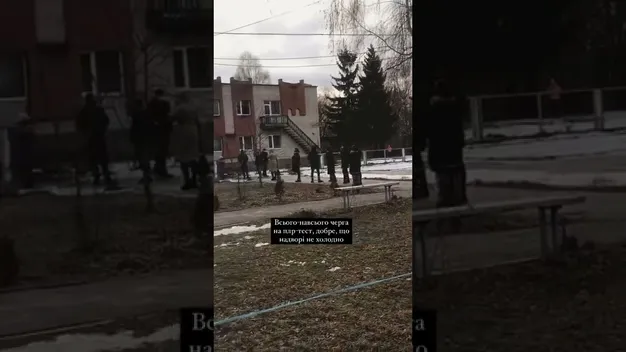 «Стояла 53-ою»: у Луцьку – черги на ПЛР-тести